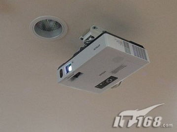 適合不同會議室的投影產品選型指南——計算機系統集成視角