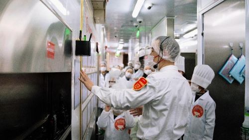 海底撈“嗨食安小課堂” 以數(shù)字化賦能，筑牢公眾食品安全意識(shí)防線